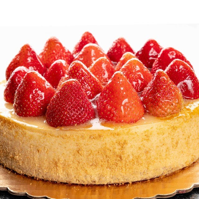 New York Strawberry Cheesecake – Ferrara Bakery